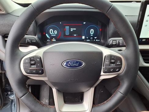 New 2026 Ford Explorer Active image 16