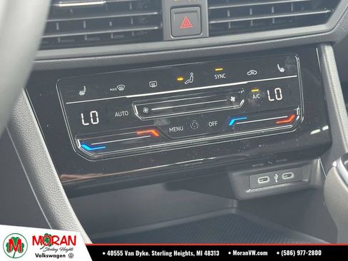 Used 2026 Volkswagen Jetta Sport FWD image 21