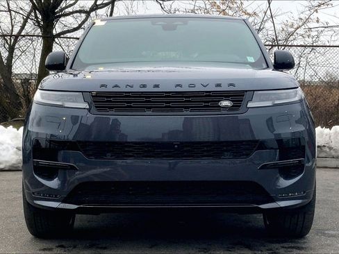 New 2026 Land Rover Range Rover Sport Dynamic SE image 3