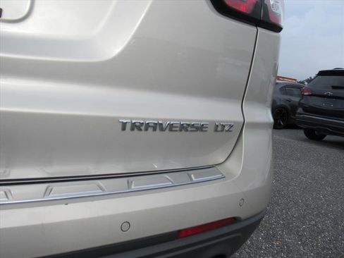 Used 2014 Chevrolet Traverse LTZ image 8