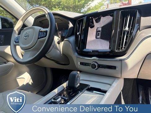 Certified 2025 Volvo XC60 T8 Plus w/ Climate Package AWD/4WD image 29
