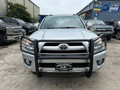 Used 2007 Toyota 4Runner Limited RWD image 2