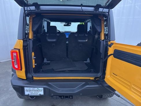 Used 2022 Ford Bronco Badlands w/ Sasquatch Package image 28