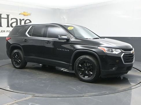 Used 2021 Chevrolet Traverse LS FWD image 6