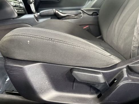 Used 2019 Ford Mustang Coupe w/ Black Accent Package RWD image 20