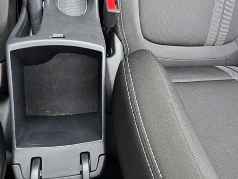 Used 2025 Hyundai Venue SEL FWD image 20