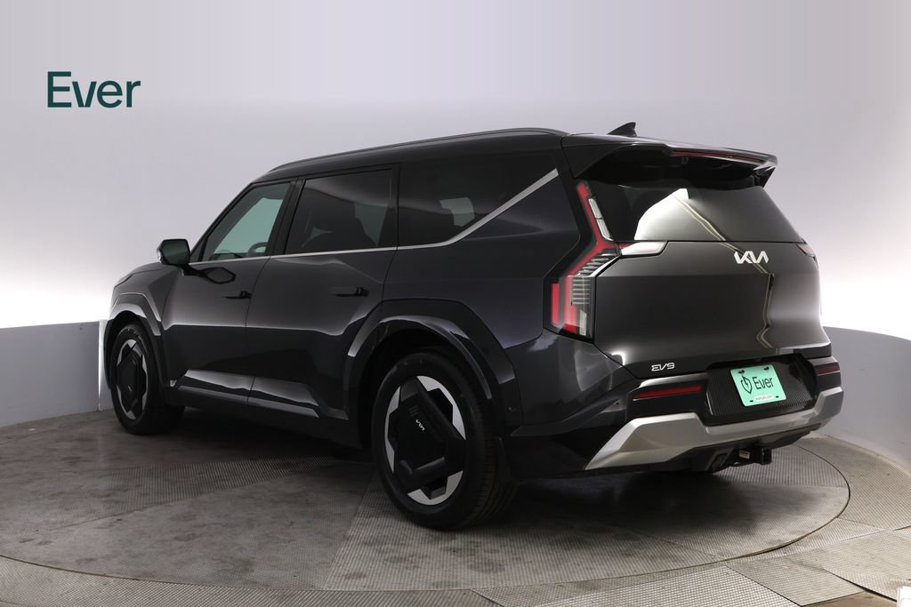 Used 2024 Kia EV9 Land AWD/4WD image 17