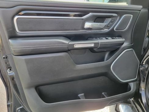 Used 2022 RAM 1500 Laramie AWD/4WD image 21
