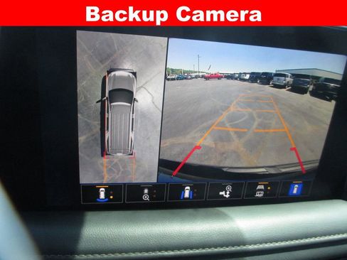 Used 2022 Chevrolet Suburban High Country AWD/4WD image 19