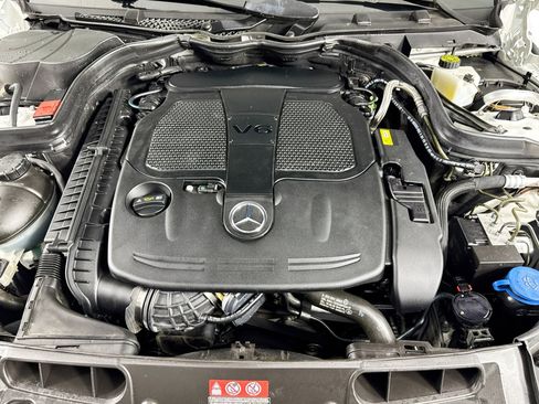 Used 2013 Mercedes-Benz C 300 4MATIC Sedan image 14