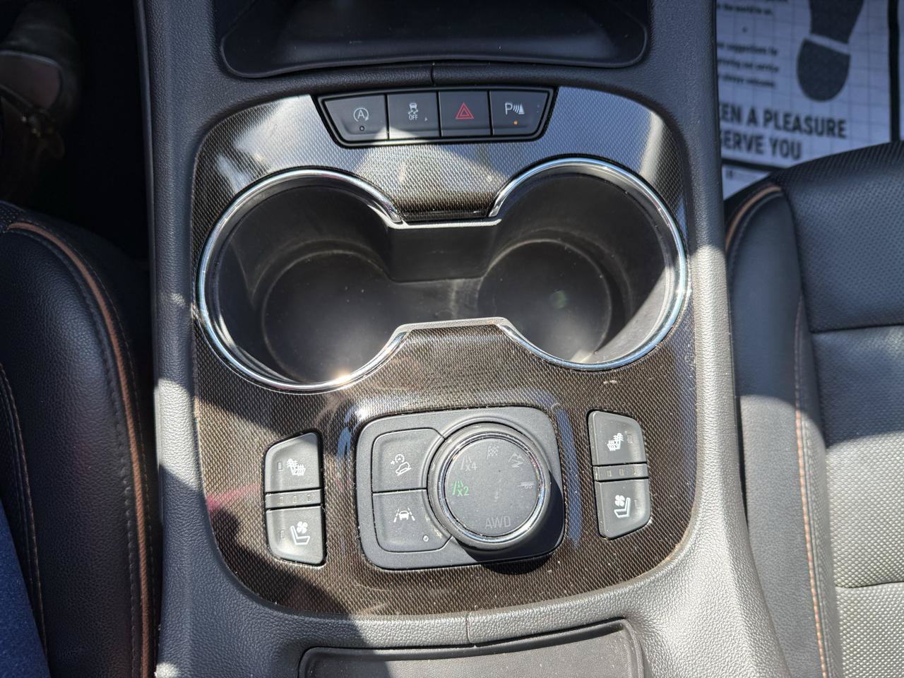 Used 2023 GMC Acadia AT4 w/ Preferred Package AWD/4WD image 14