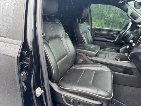 Used 2020 RAM 1500 Limited w/ Black Appearance Package AWD/4WD image 26