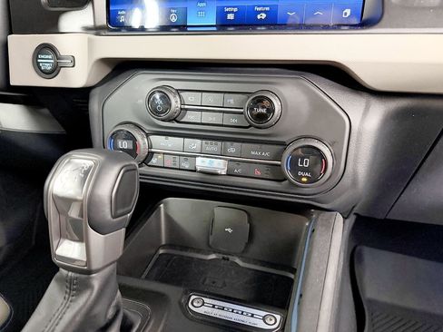 Used 2021 Ford Bronco Wildtrak image 68