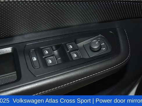 Used 2025 Volkswagen Atlas Cross Sport SE AWD/4WD image 24