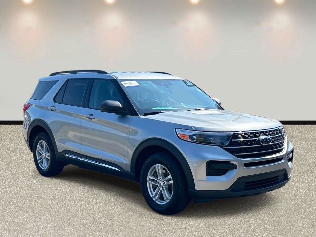 Certified 2023 Ford Explorer XLT AWD/4WD image 3
