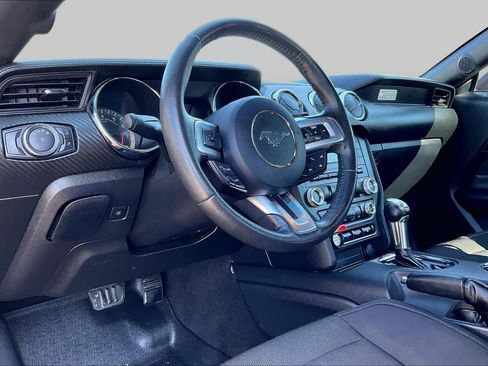 Used 2015 Ford Mustang Coupe w/ Equipment Group 051A RWD image 15