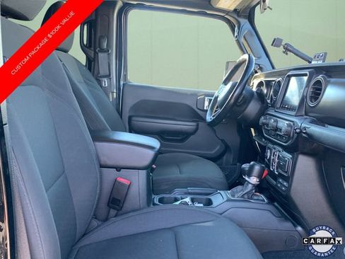 Certified 2022 Jeep Gladiator Willys image 51