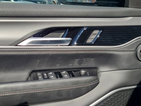 New 2025 Jeep Wagoneer Series II w/ Premium Group I image 32