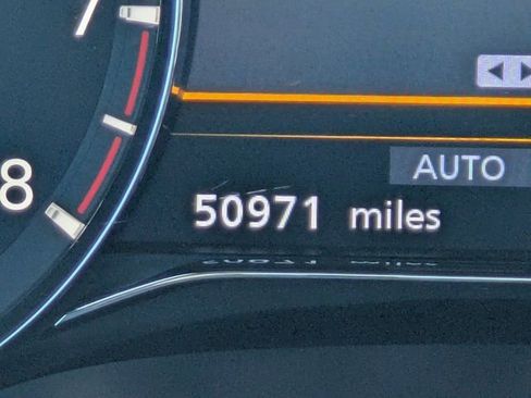 Used 2023 INFINITI QX80 Sensory w/ Cargo Package image 25