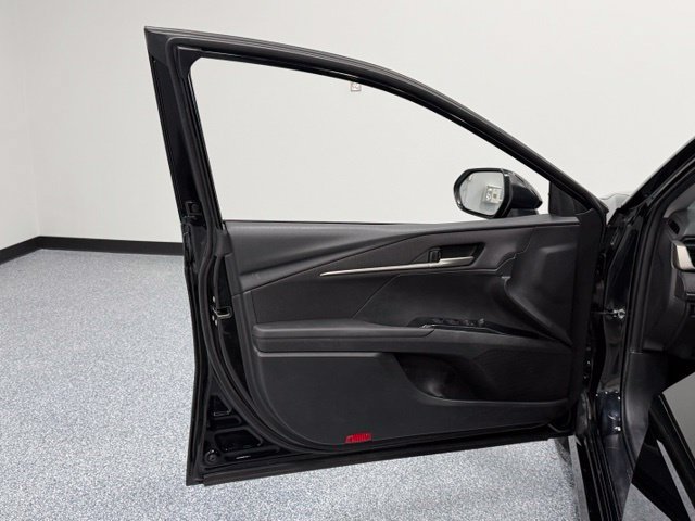 Used 2025 Toyota Camry LE FWD image 9