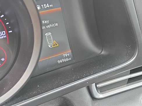 Used 2022 Hyundai Elantra SEL FWD image 13