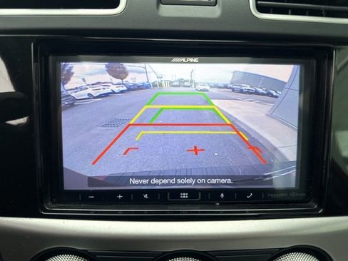 Used 2018 Subaru Forester 2.5i Premium image 12