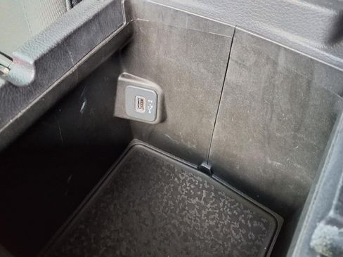 Certified 2019 Jeep Wrangler Unlimited Sport S AWD/4WD image 10