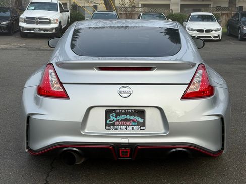 Used 2016 Nissan 370Z NISMO image 10