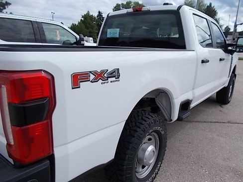 Used 2024 Ford F250 XL w/ 360-Degree Camera Package image 30