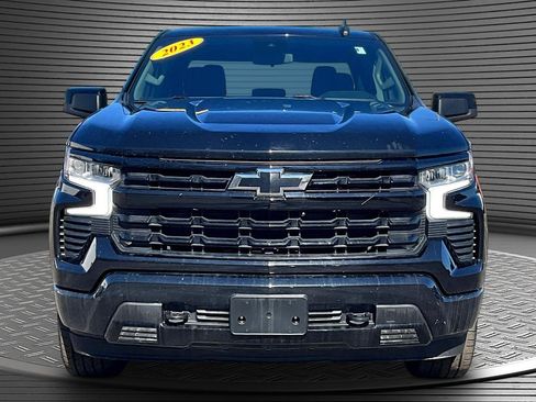Used 2023 Chevrolet Silverado 1500 RST image 2