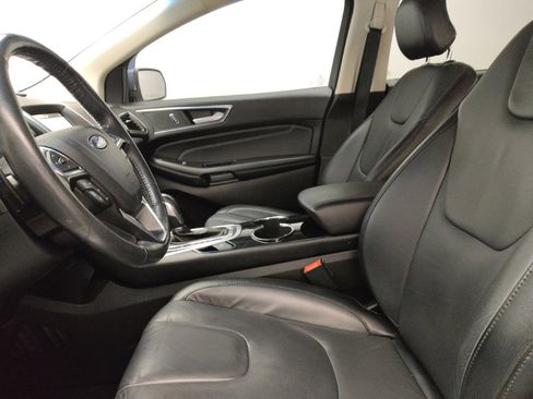 Used 2017 Ford Edge Titanium w/ Technology Package image 17