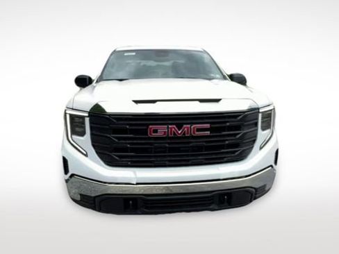 Used 2023 GMC Sierra 1500 Pro w/ Convenience Package image 3