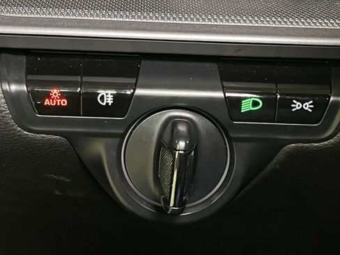 Used 2021 Porsche 911 Carrera 4 image 38