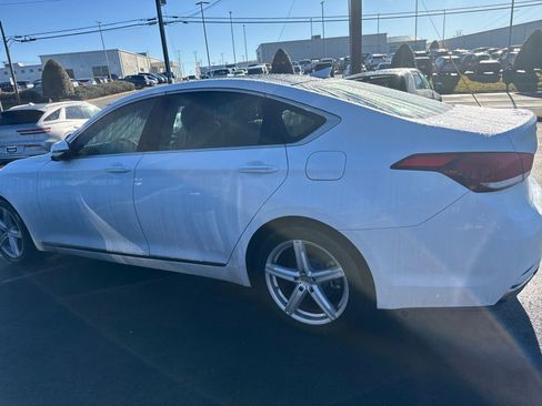 Used 2017 Genesis G80 3.8 image 7