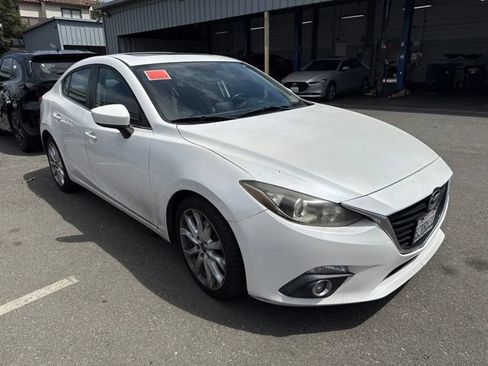 Used 2015 MAZDA MAZDA3 s Touring FWD image 2