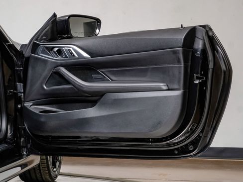 Used 2025 BMW 430i Coupe w/ Premium Package image 39