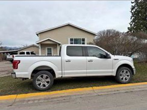 Used 2016 Ford F150 Lariat w/ Equipment Group 502A Luxury image 19