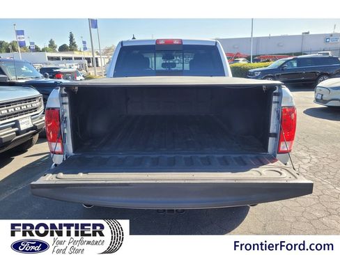 Used 2017 RAM 1500 Big Horn image 7