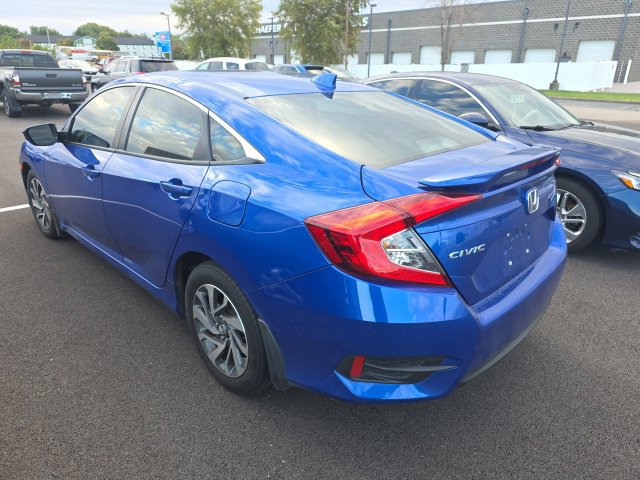 Used 2018 Honda Civic EX image 2