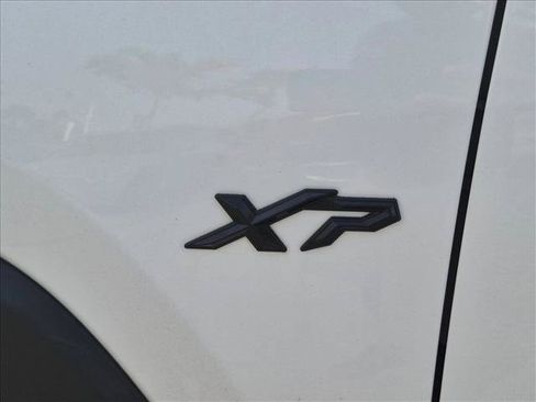 Used 2022 Toyota RAV4 XLE FWD image 7
