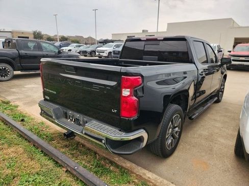 Used 2020 Chevrolet Silverado 1500 LT w/ Texas Edition image 5