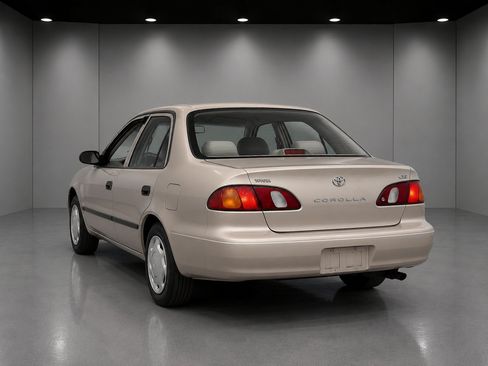 Used 2000 Toyota Corolla CE FWD image 6
