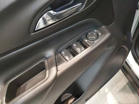 Used 2020 Chevrolet Equinox LT image 12