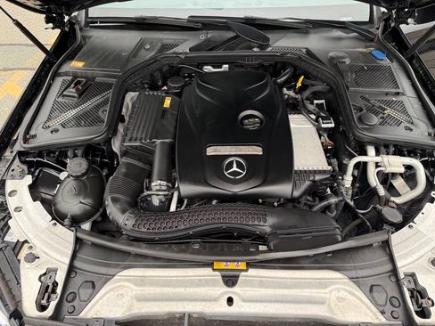 Used 2016 Mercedes-Benz C 300 4MATIC Sedan image 11