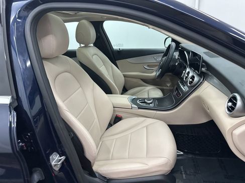 Used 2019 Mercedes-Benz C 300 Sedan image 30