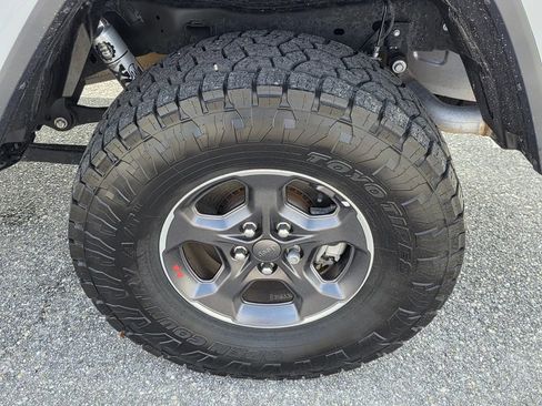 Used 2020 Jeep Gladiator Rubicon image 42