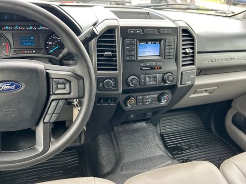 Used 2021 Ford F350 XL w/ Power Equipment Group image 18