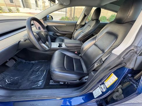 Used 2023 Tesla Model 3 Standard Range RWD image 10