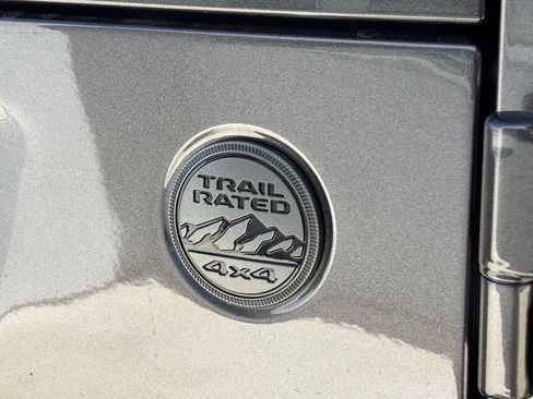 New 2026 Jeep Gladiator Sport image 7