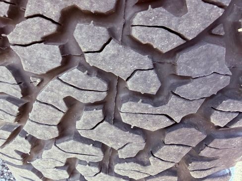 Used 2018 Chevrolet Suburban LT image 20